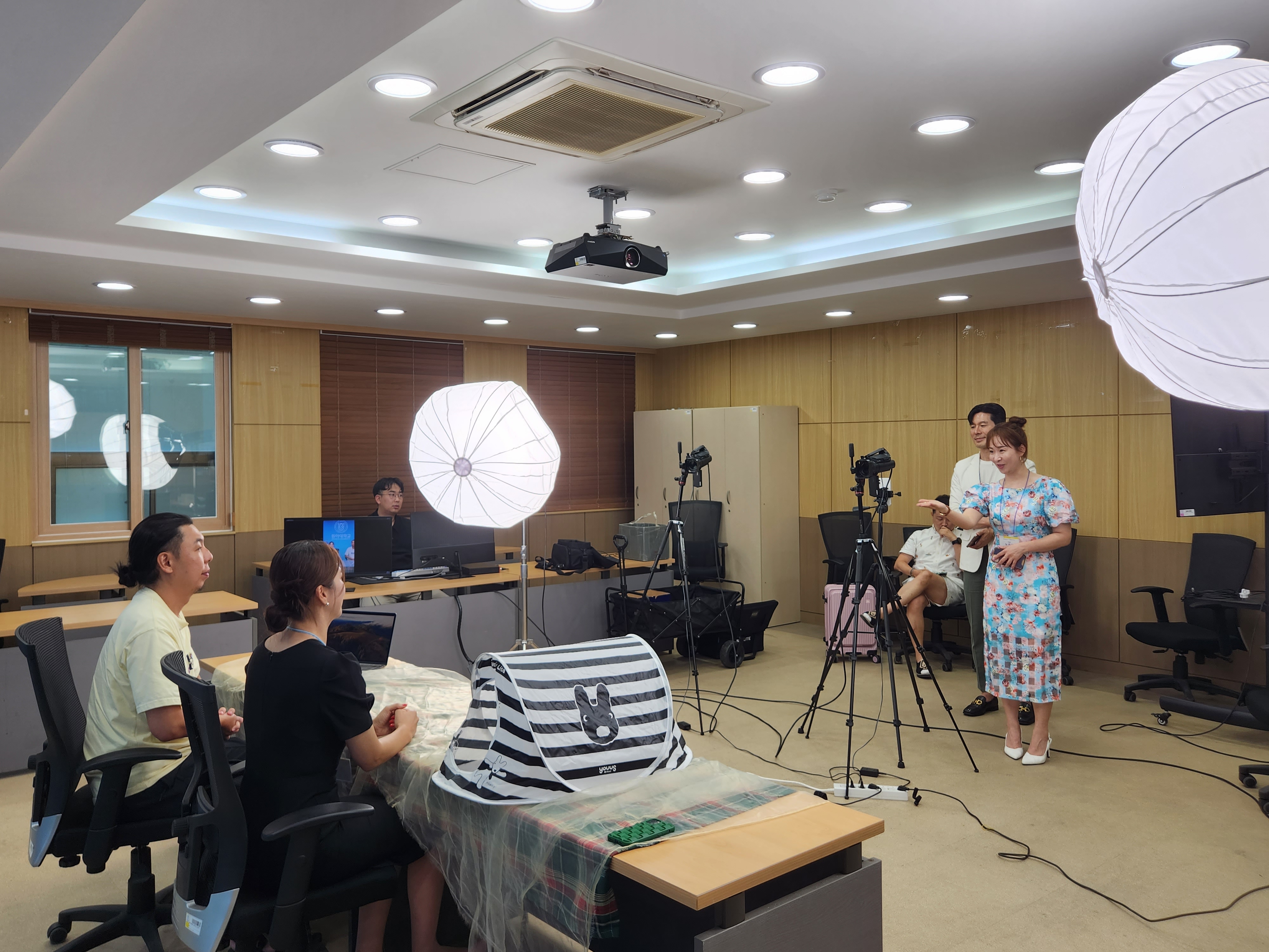 [초기창업패키지] DU-ni 라이브커머스 프로그램 개최 첨부 이미지
