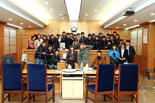 부산지방법원 견학 대표이미지